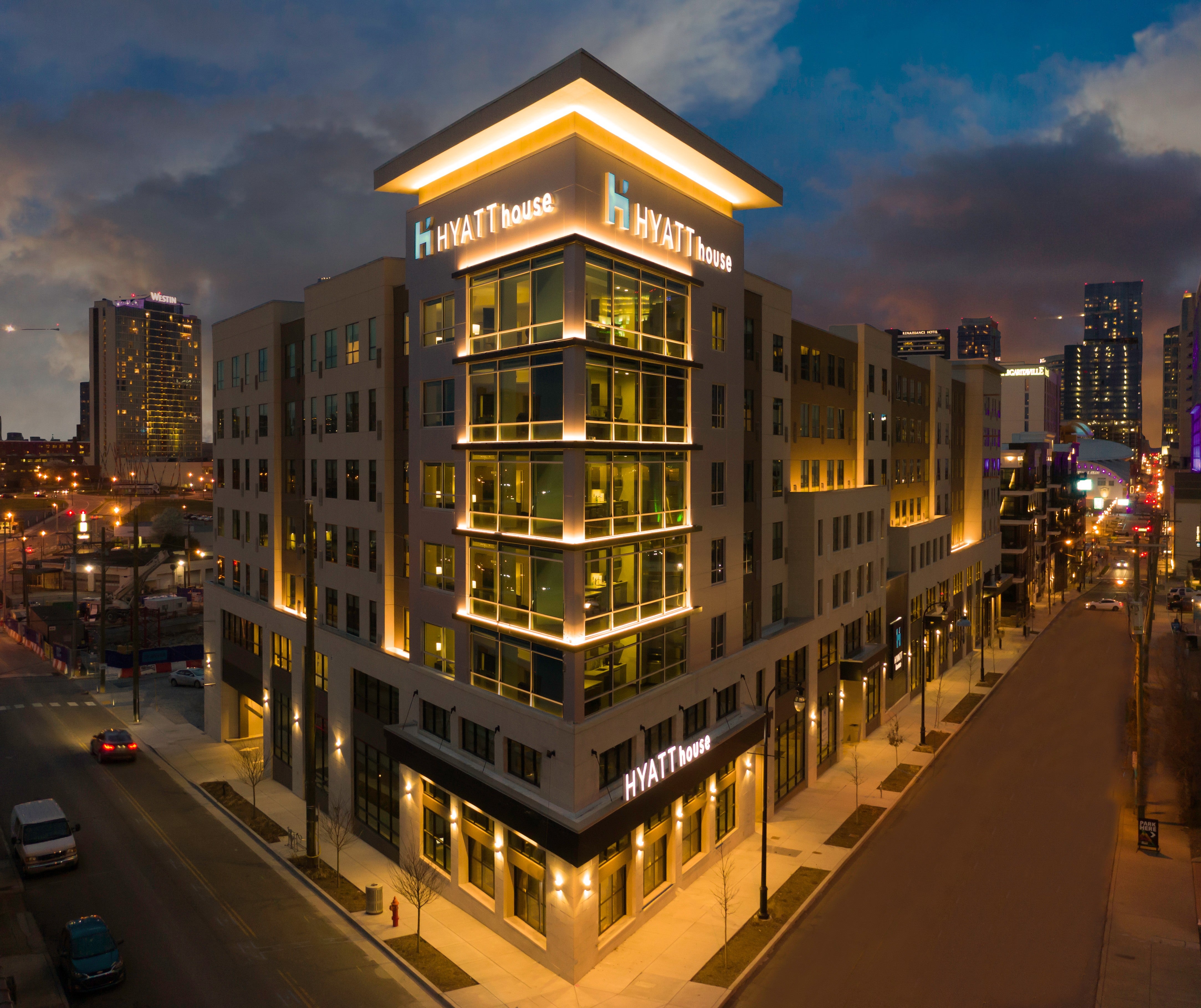 Hyatt House Nashville Downtown / Convention Center